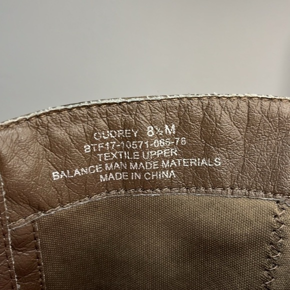 Chocolate Brown women’s boots knee high, baretraps - Picture 5 of 10